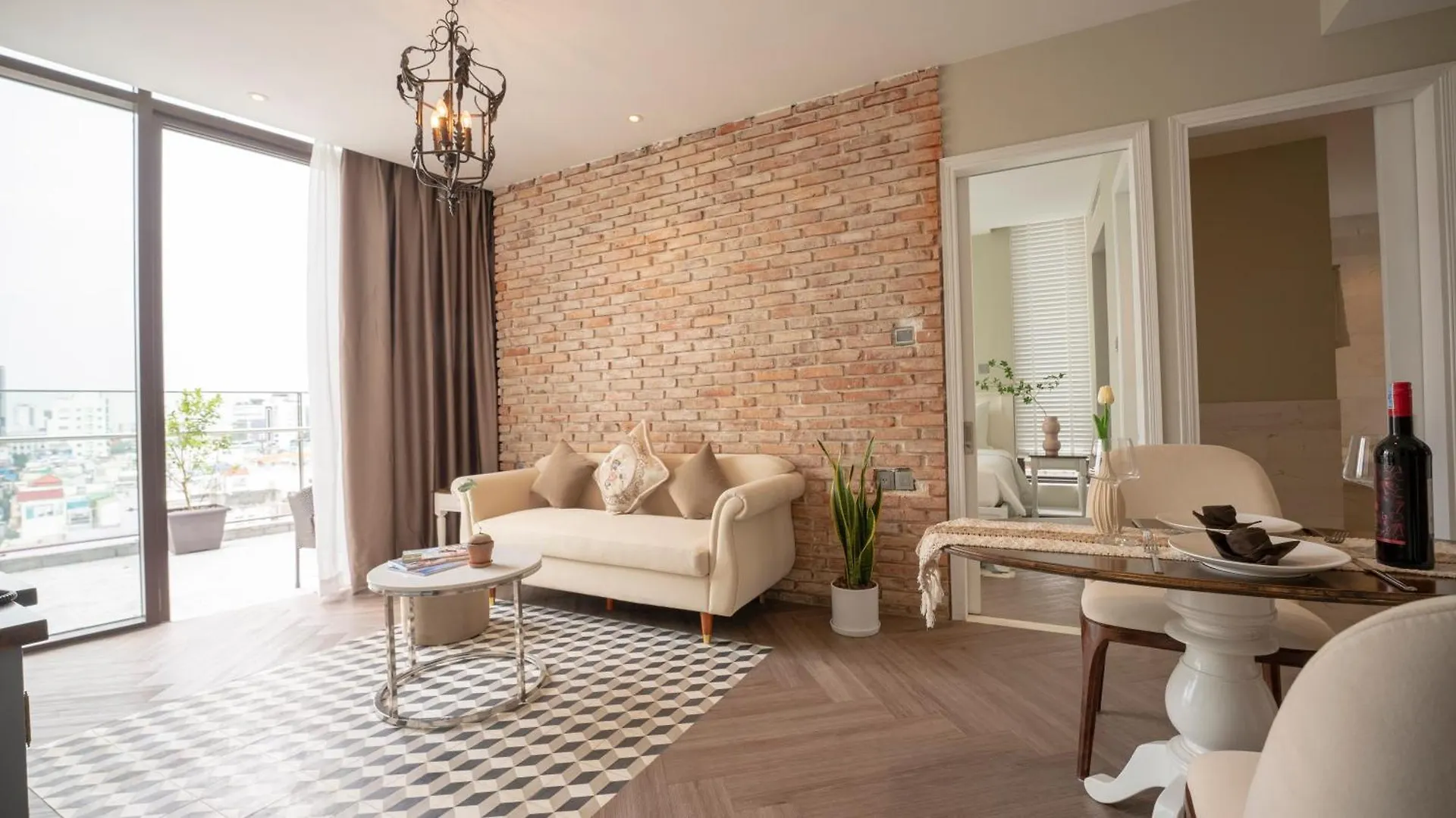 Celine Living - Central Ho Chi Minh-stad